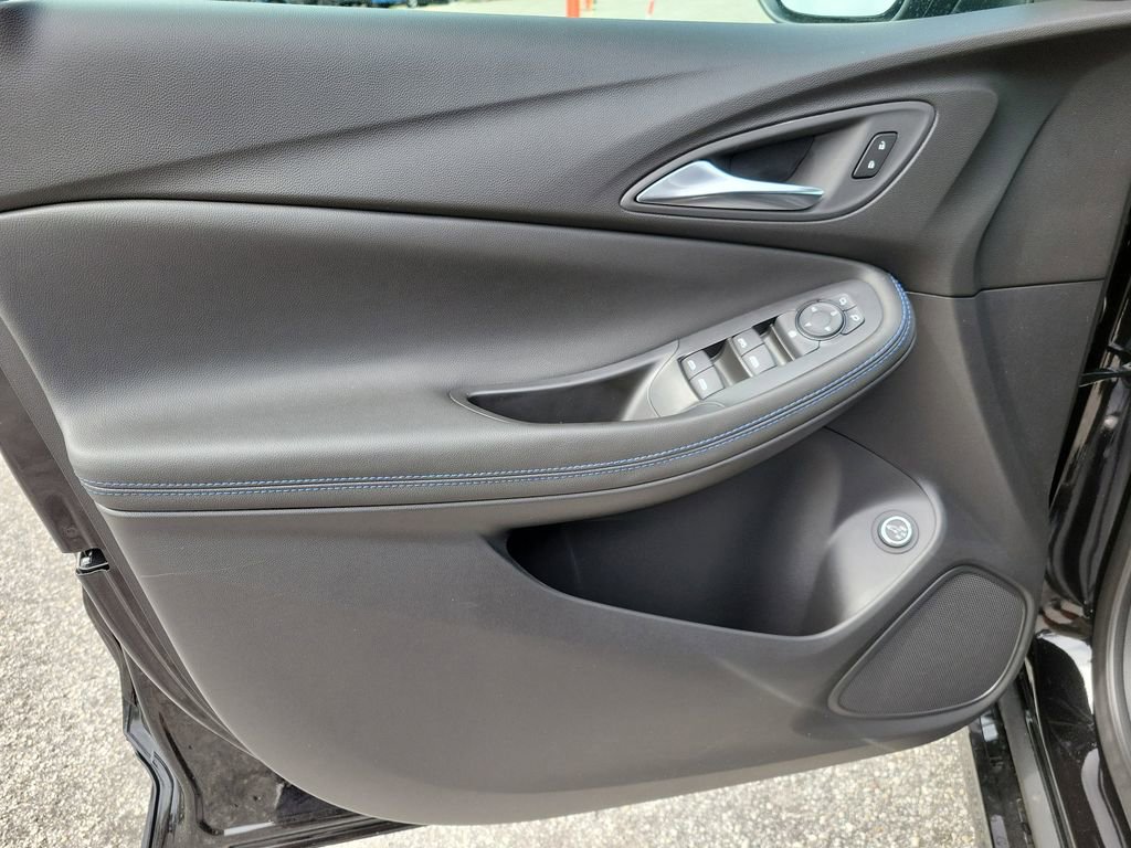 New 2026 Buick Encore GX Sport Touring image 18