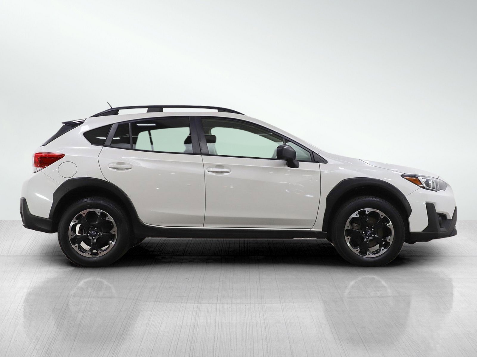 Used 2023 Subaru Crosstrek 2.0i image 6