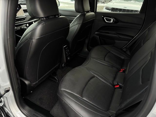 New 2026 Jeep Compass Limited image 18