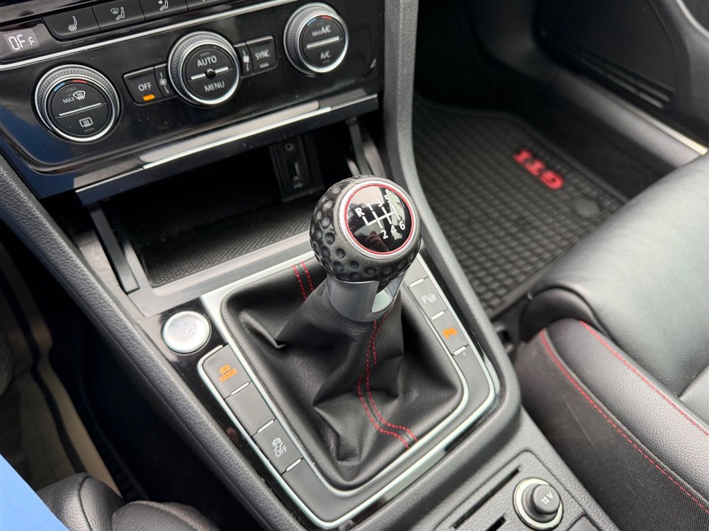 Used 2018 Volkswagen GTI Autobahn image 29