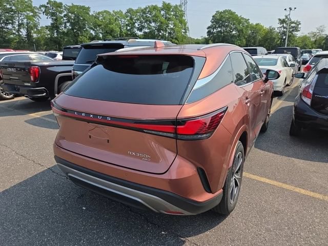 Used 2024 Lexus RX 350h AWD/4WD image 3