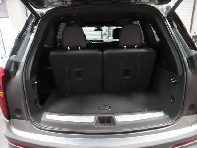Certified 2024 Cadillac XT6 Luxury FWD image 19