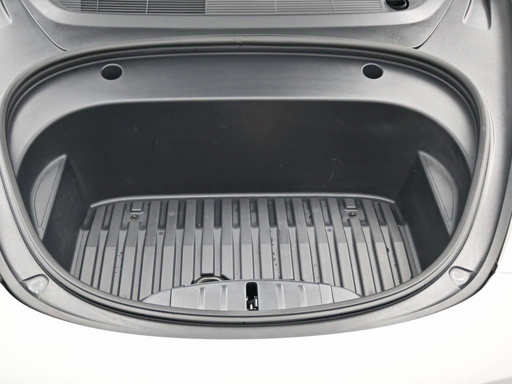 Used 2023 Tesla Model 3 Standard Range image 44
