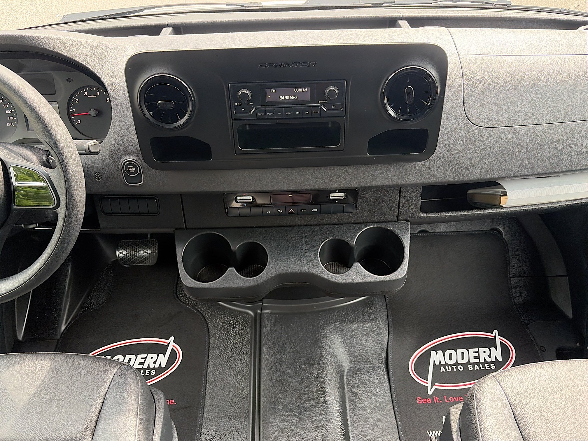 Used 2022 Mercedes-Benz Sprinter 1500 image 22