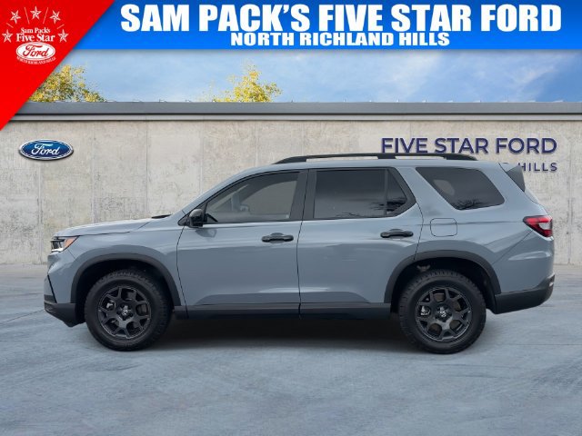 Used 2025 Honda Pilot TrailSport image 6