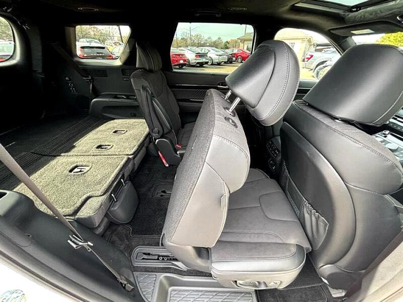 Used 2025 Hyundai Palisade Calligraphy image 52