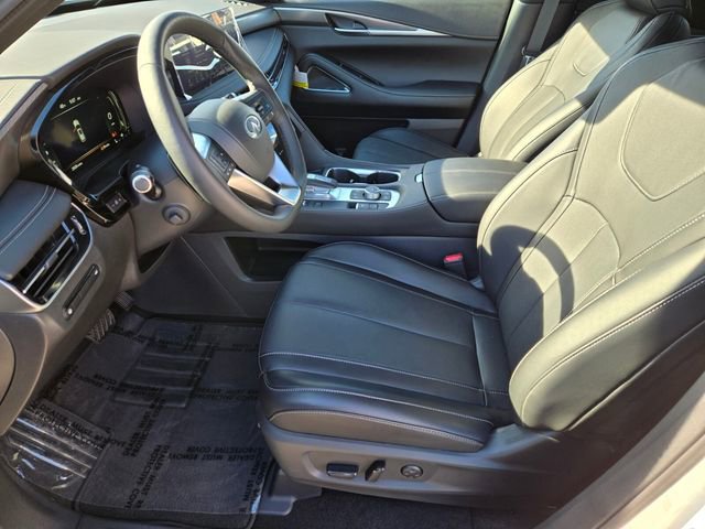 Certified 2025 INFINITI QX60 Luxe w/ Black Edition image 11