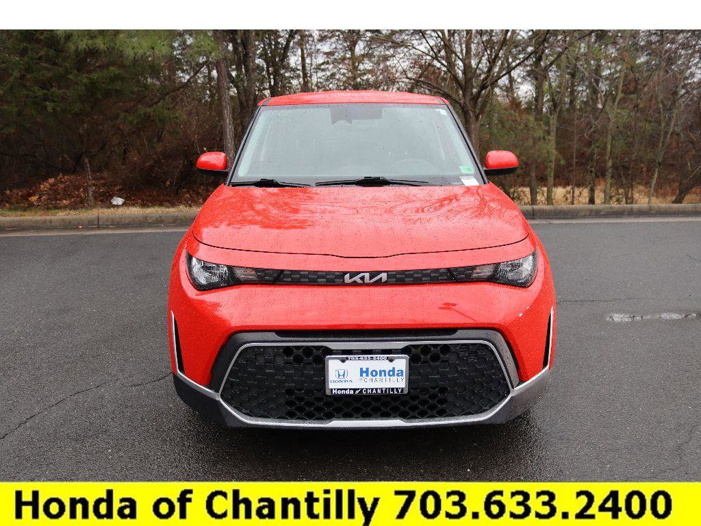 Used 2023 Kia Soul S image 2