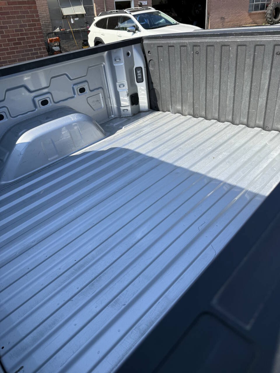 Used 2019 Chevrolet Silverado 1500 LT w/ All-Star Edition AWD/4WD image 17