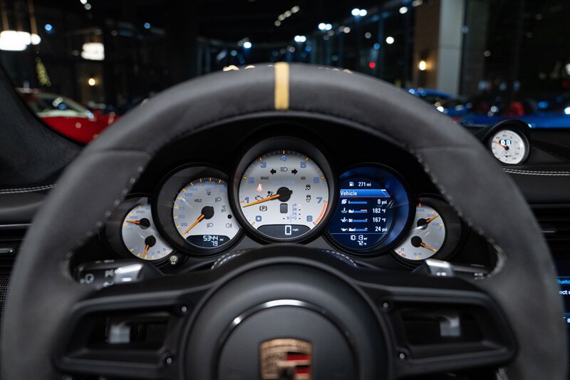 Used 2018 Porsche 911 GT2 RS RWD image 32
