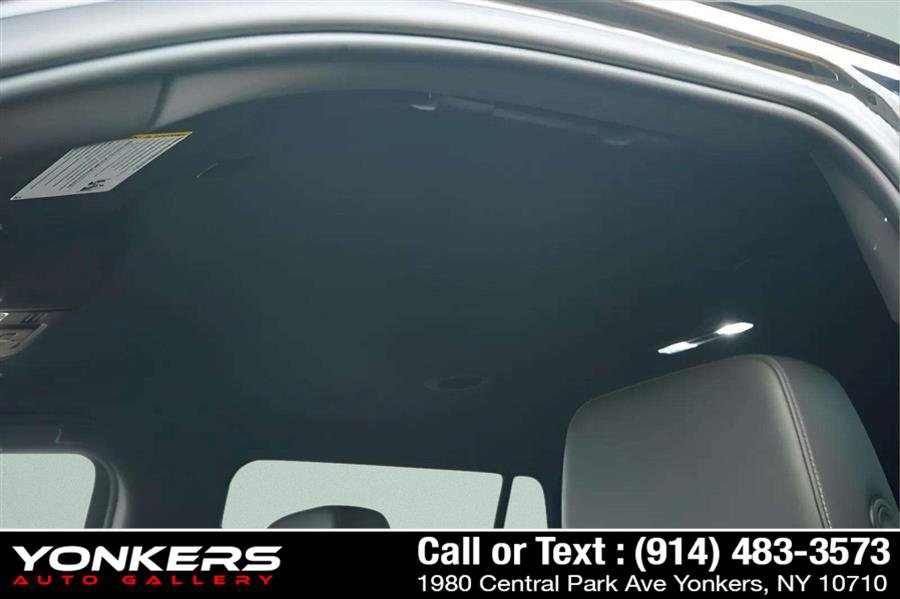 Used 2023 Chevrolet Tahoe LT image 36