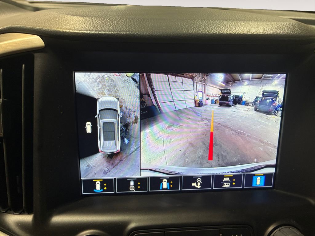 Used 2024 GMC Terrain Denali w/ Denali Premium Package image 31