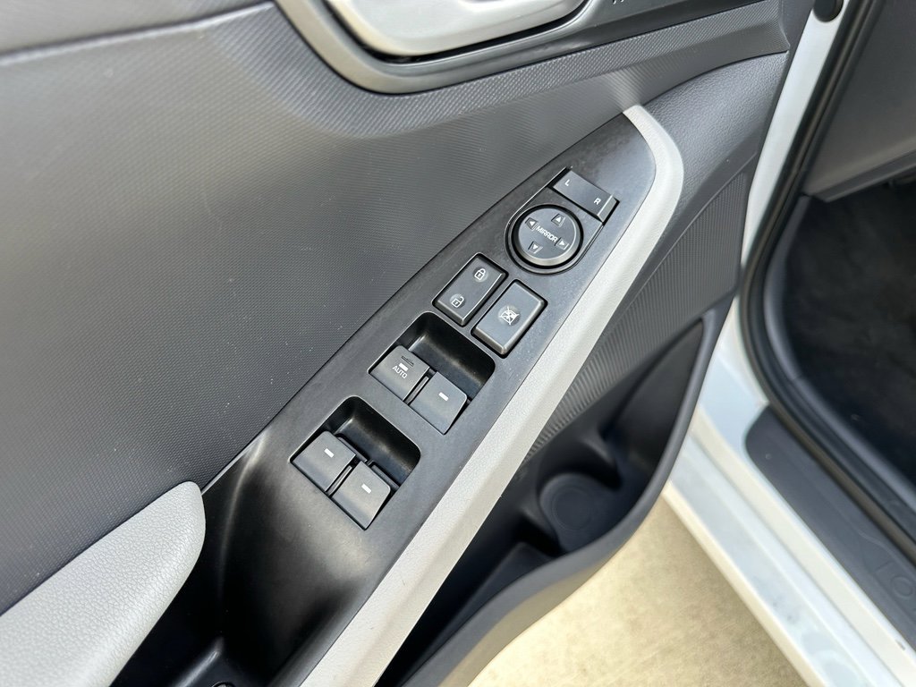 Used 2021 Hyundai Ioniq Blue image 10
