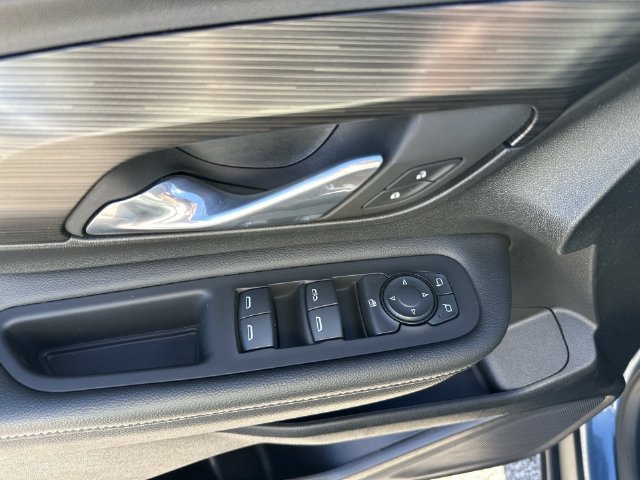 Certified 2024 GMC Terrain SLE w/ Driver Convenience Package FWD image 24