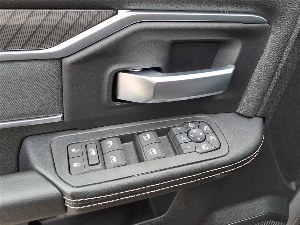 New 2026 RAM 2500 Big Horn AWD/4WD image 20