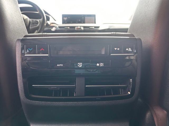 Used 2022 Acura MDX SH-AWD w/ Technology Package image 28