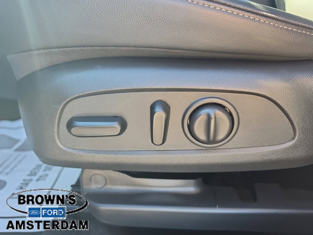 Used 2023 Chevrolet TrailBlazer ACTIV w/ Sun and Liftgate Package AWD/4WD image 16