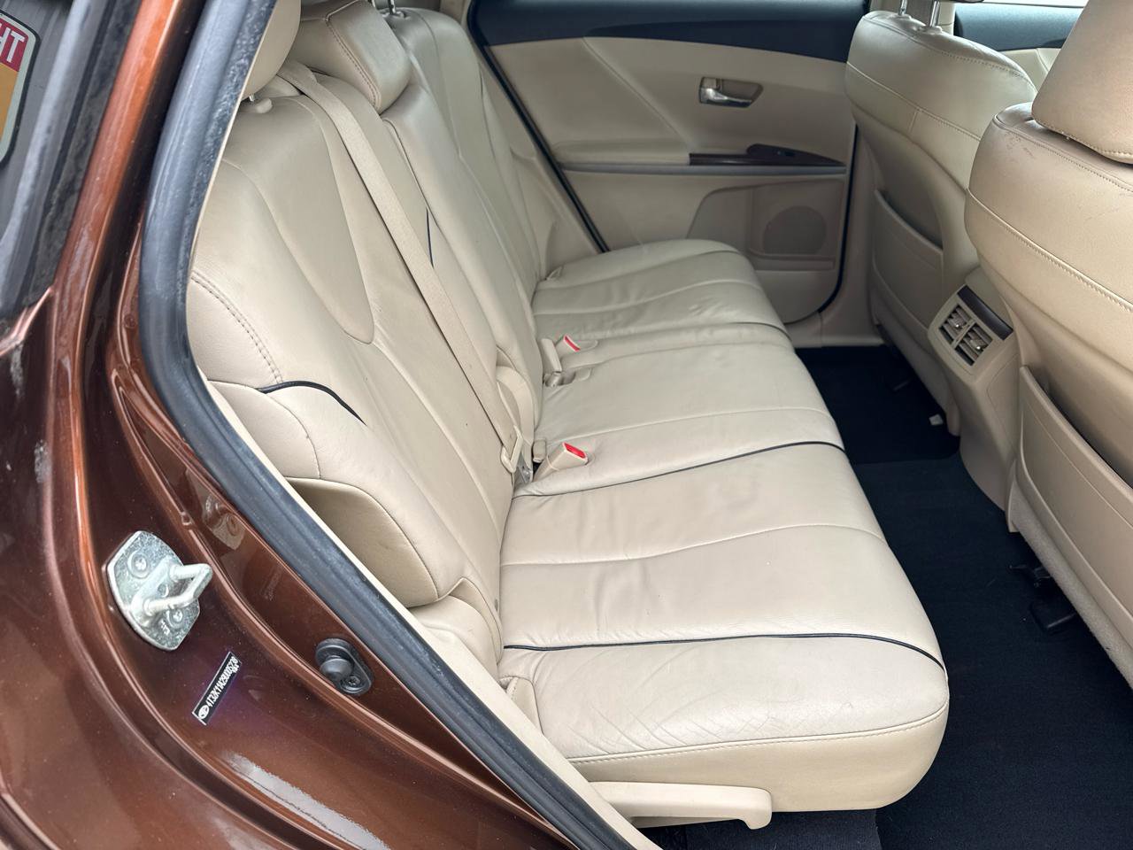Used 2009 Toyota Venza image 32