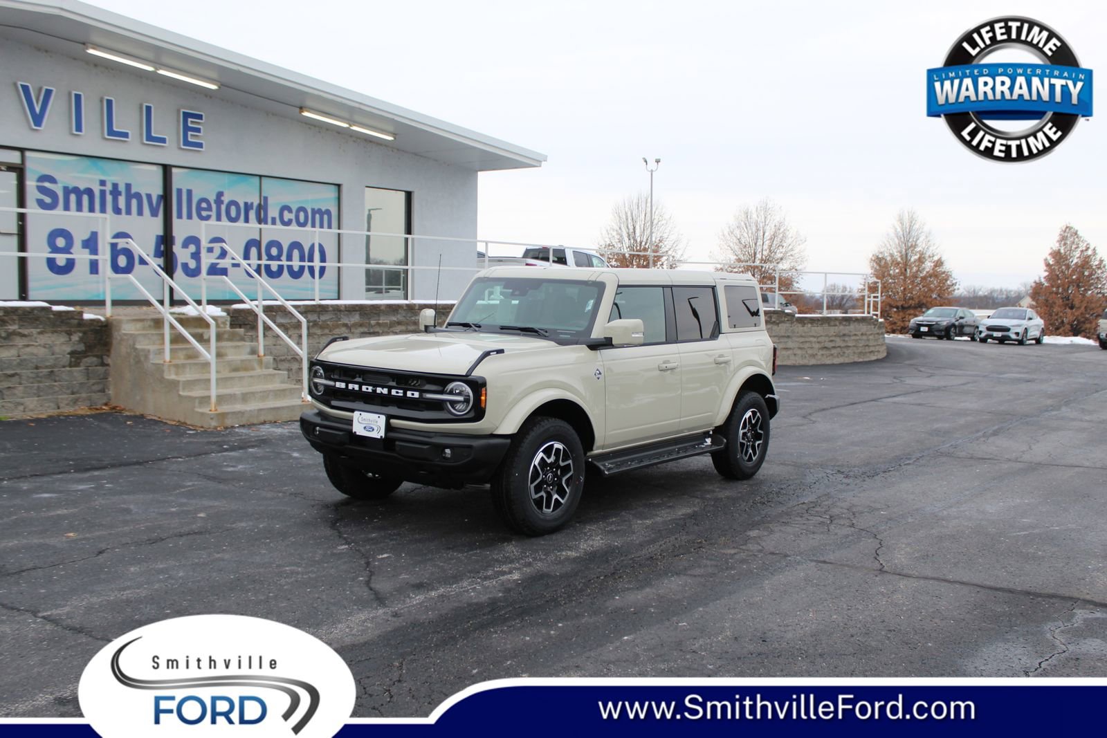 New 2025 Ford Bronco Outer Banks image 1