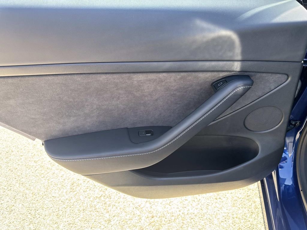 Used 2023 Tesla Model 3 Long Range image 11