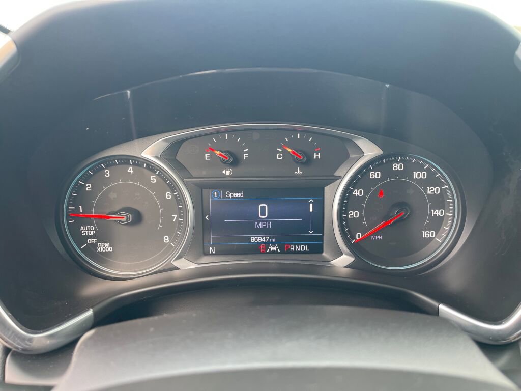 Used 2020 Chevrolet Equinox LT w/ Driver Convenience Package image 11