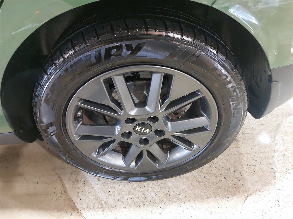 Used 2021 Kia Soul EX image 32