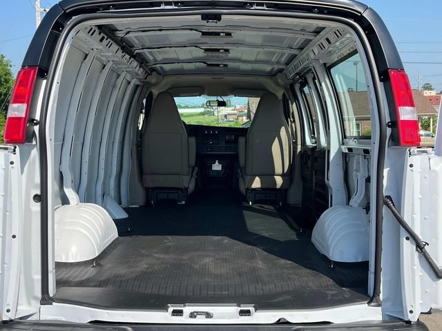 New 2026 GMC Savana 2500 w/ Driver Convenience Package RWD image 6