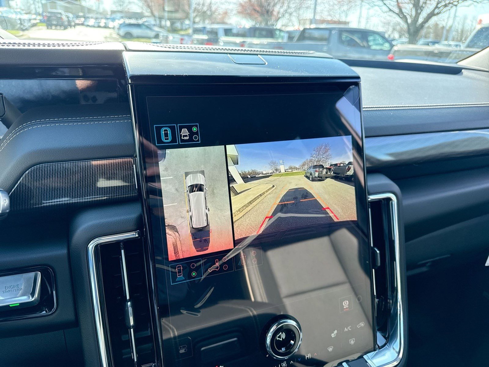 New 2026 GMC Yukon XL Elevation image 18