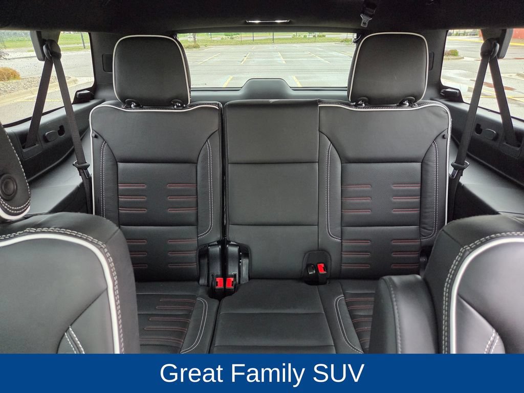 Used 2025 GMC Yukon XL AT4 Ultimate AWD/4WD image 33