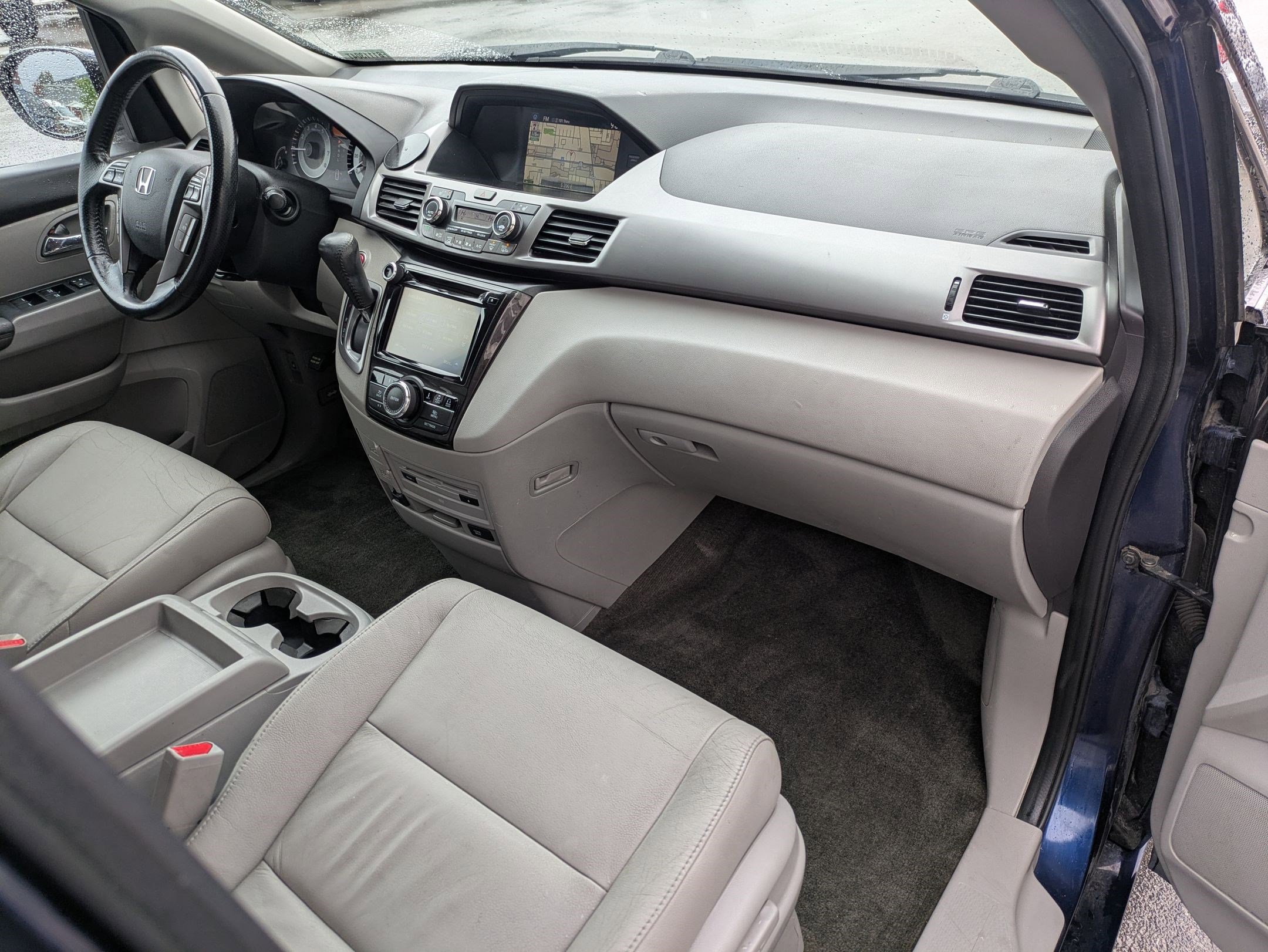 Used 2015 Honda Odyssey Touring image 36