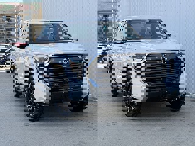 Used 2026 Toyota Tundra Limited w/ Power Package image 2