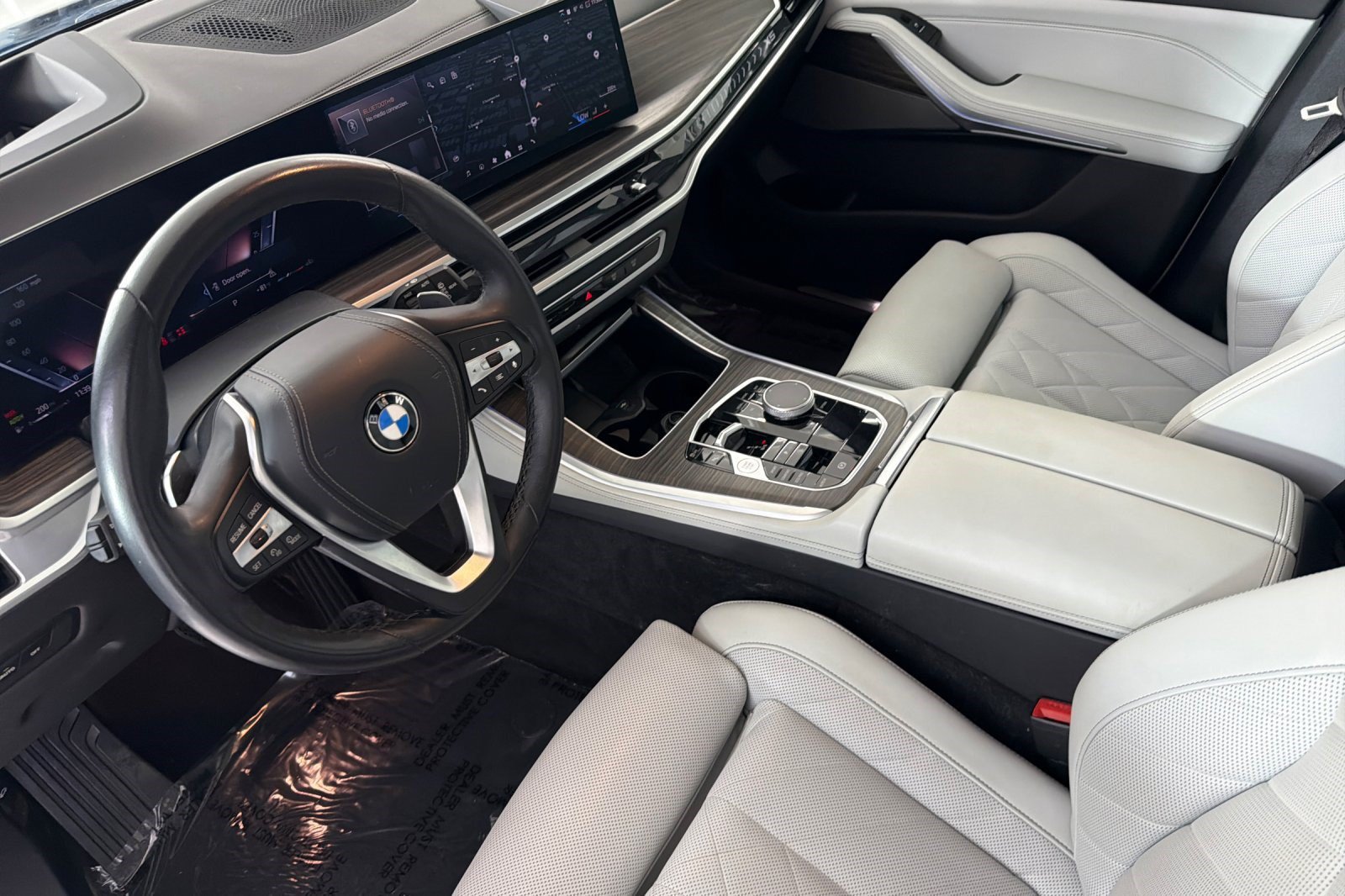 Used 2024 BMW X5 sDrive40i w/ Premium Package RWD image 4