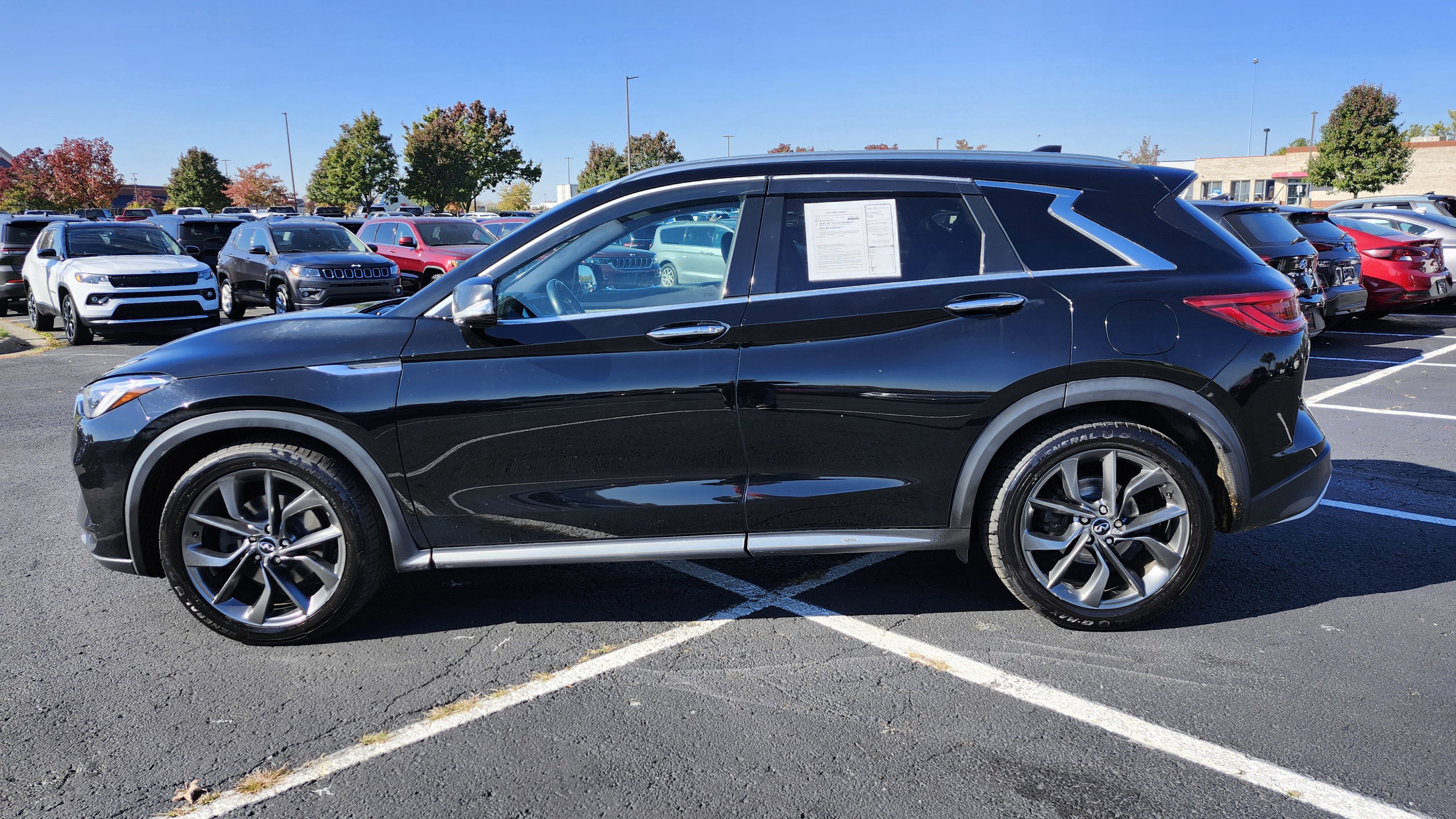 Used 2019 INFINITI QX50 Essential image 8