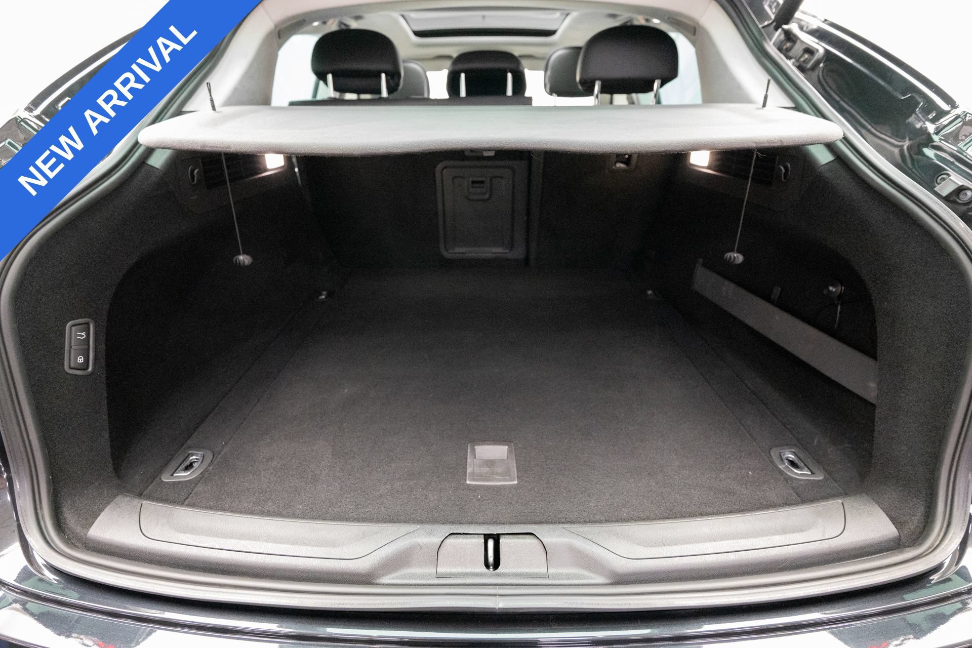 Used 2022 Maserati Levante GT AWD/4WD image 42