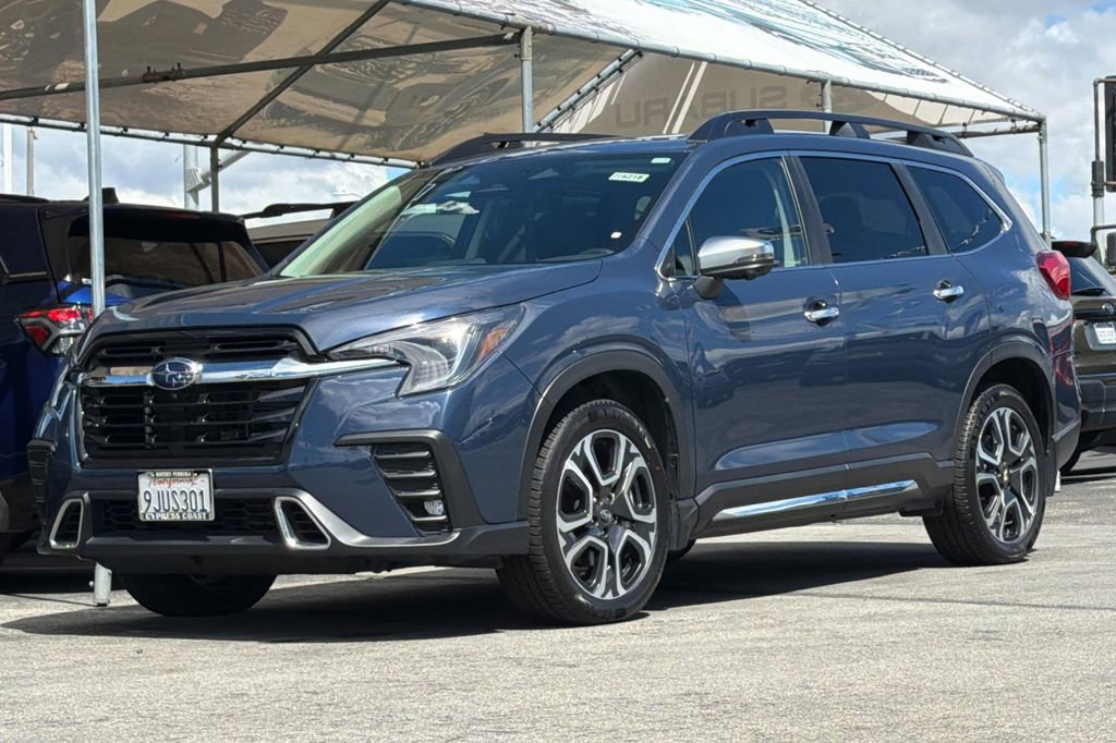 Used 2023 Subaru Ascent Touring AWD/4WD image 8