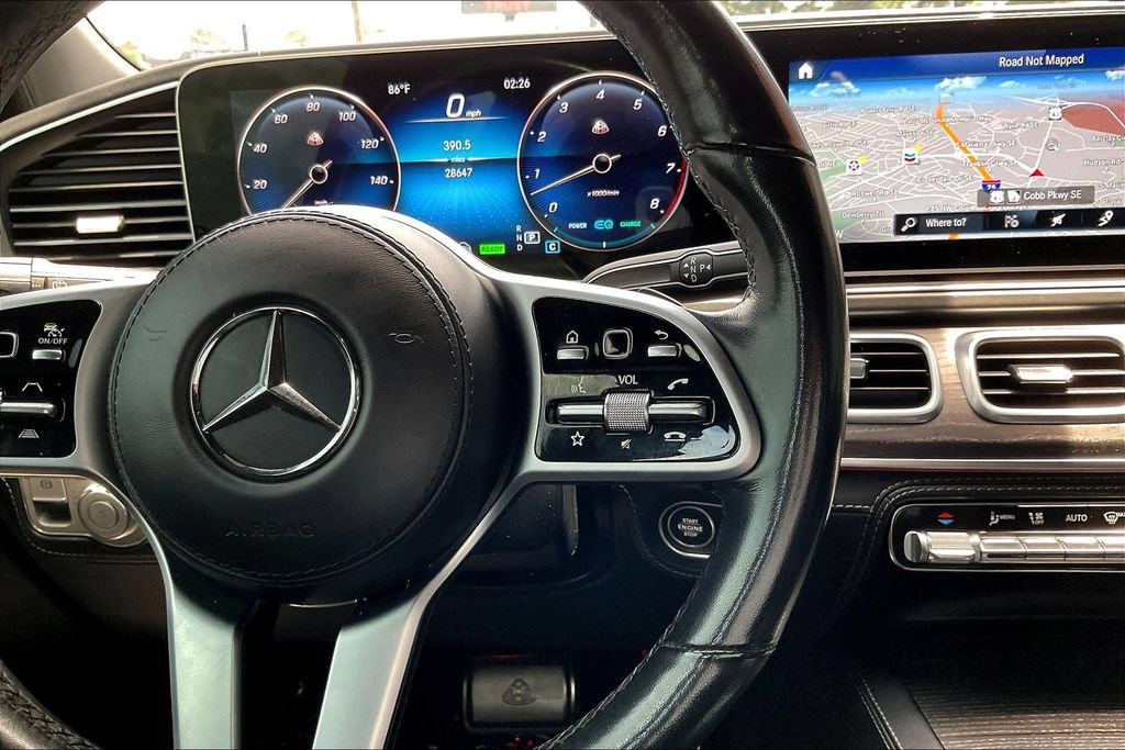 Used 2021 Mercedes-Benz Maybach GLS 600 4MATIC image 12