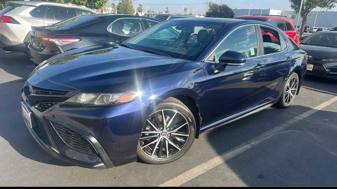 Used 2022 Toyota Camry SE