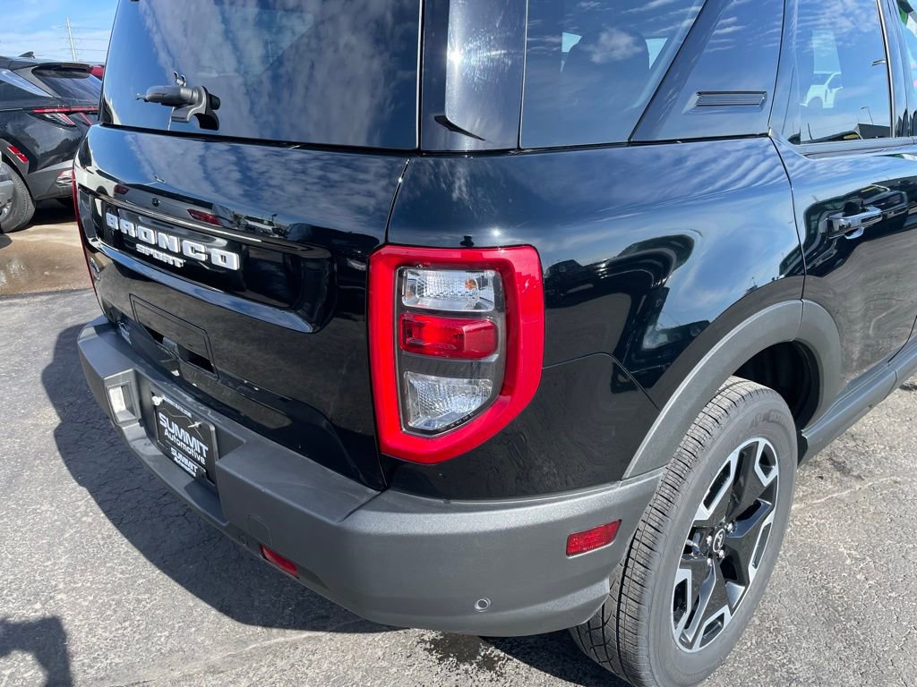 Used 2021 Ford Bronco Sport Outer Banks w/ Outer Banks Package (96D) AWD/4WD image 32