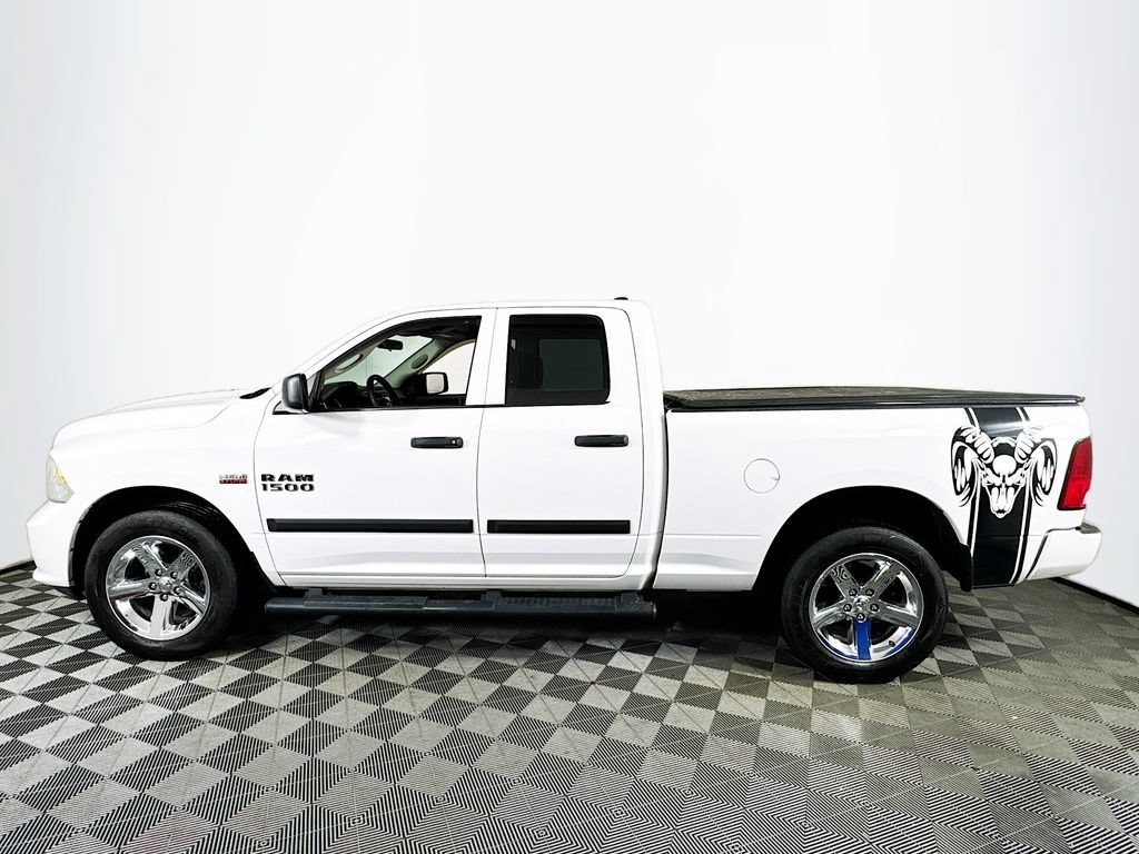 Used 2017 RAM 1500 Express w/ Express Value Package AWD/4WD image 4