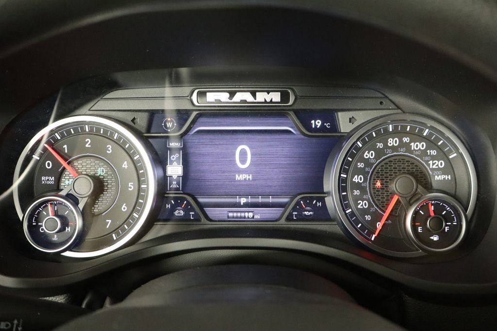 New 2026 RAM 1500 Express AWD/4WD image 11