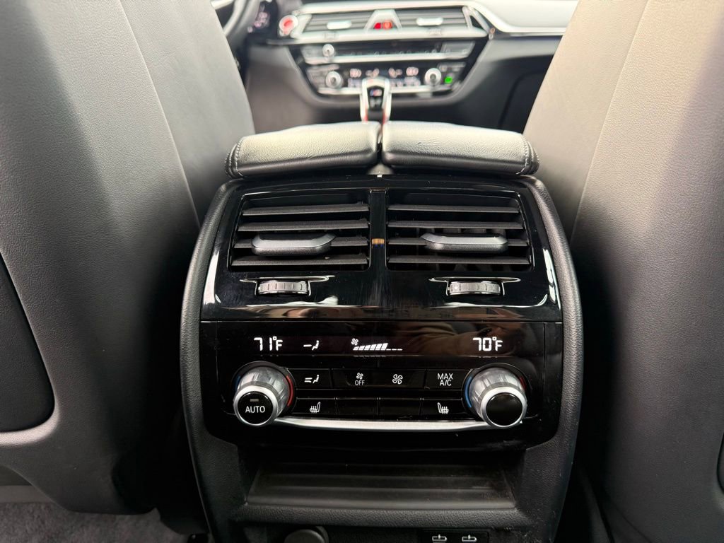 Used 2022 BMW M5 w/ Executive Package image 18