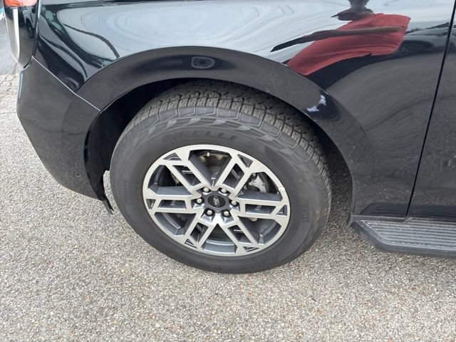 Used 2025 Ford Expedition Active AWD/4WD image 57