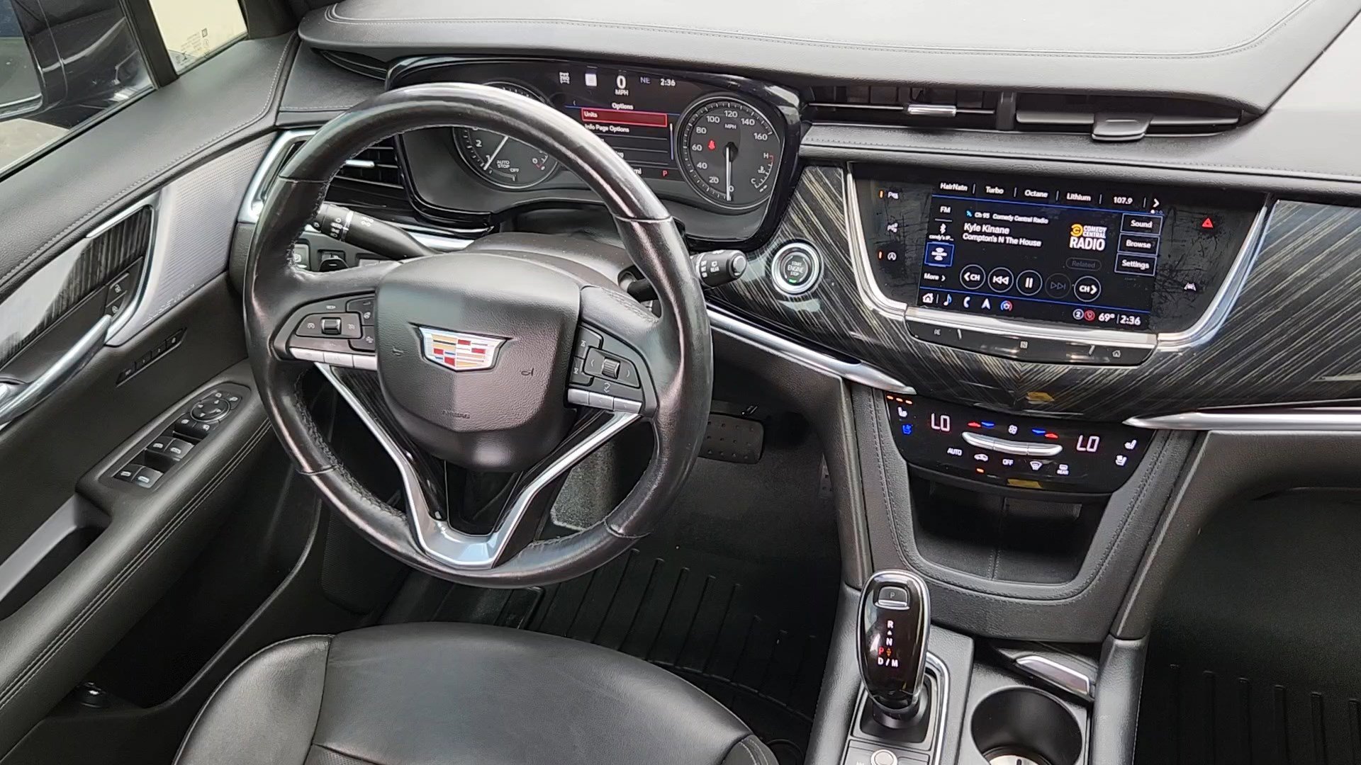 Used 2021 Cadillac XT6 Premium Luxury AWD/4WD image 5