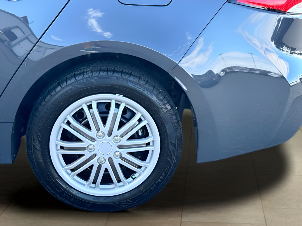 Used 2023 Toyota Corolla LE FWD image 32