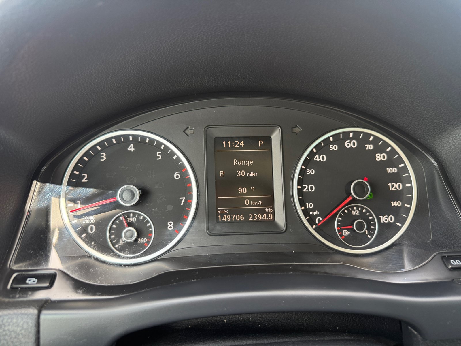 Used 2011 Volkswagen Tiguan 2WD image 14