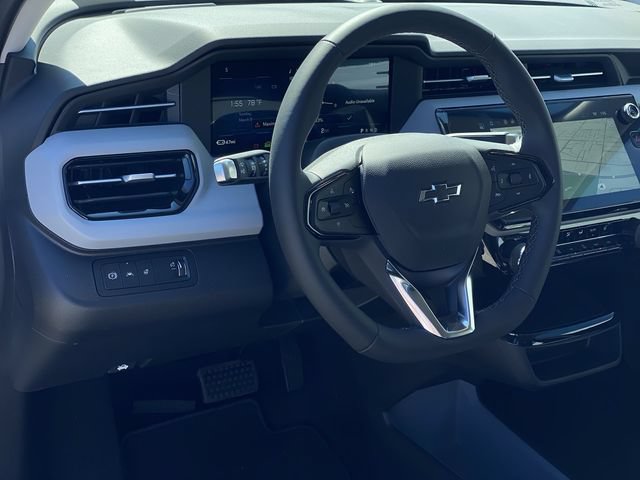 New 2027 Chevrolet Bolt LT w/ Comfort Package FWD image 18