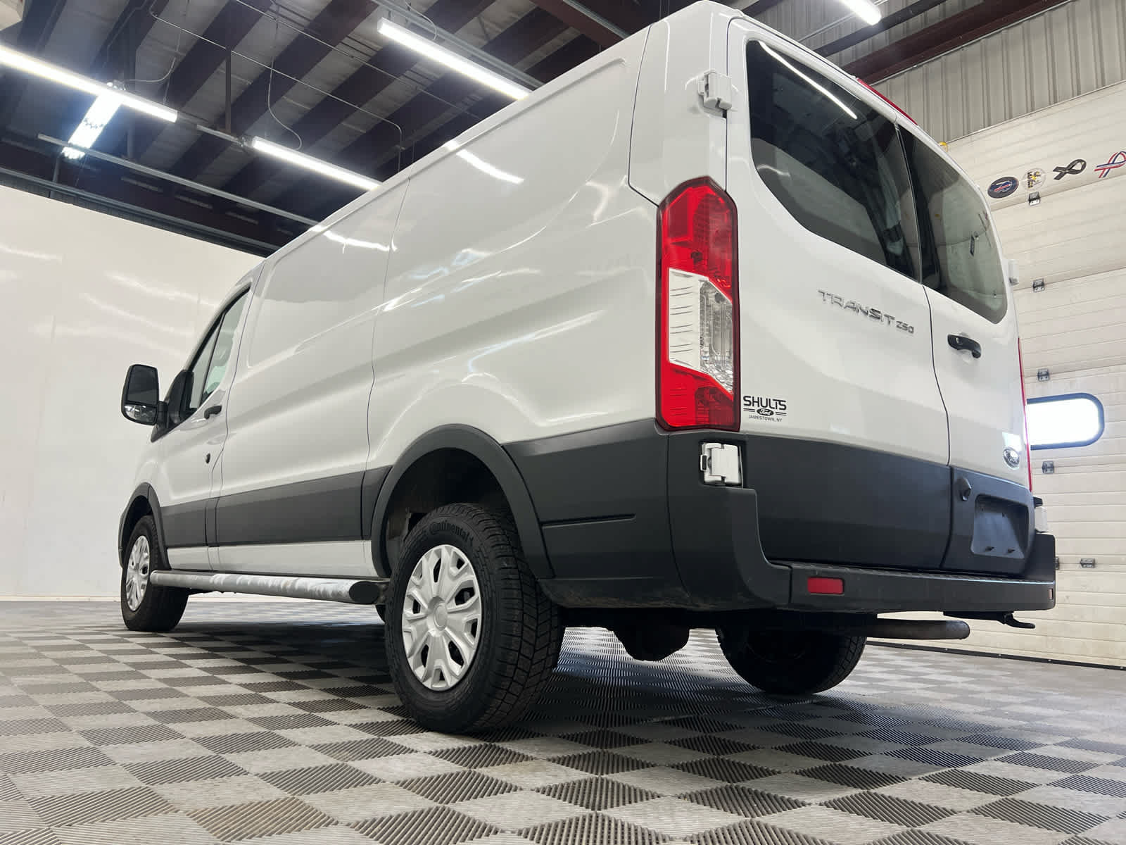 Used 2022 Ford Transit 250 Low Roof w/ Exterior Upgrade Package RWD image 24