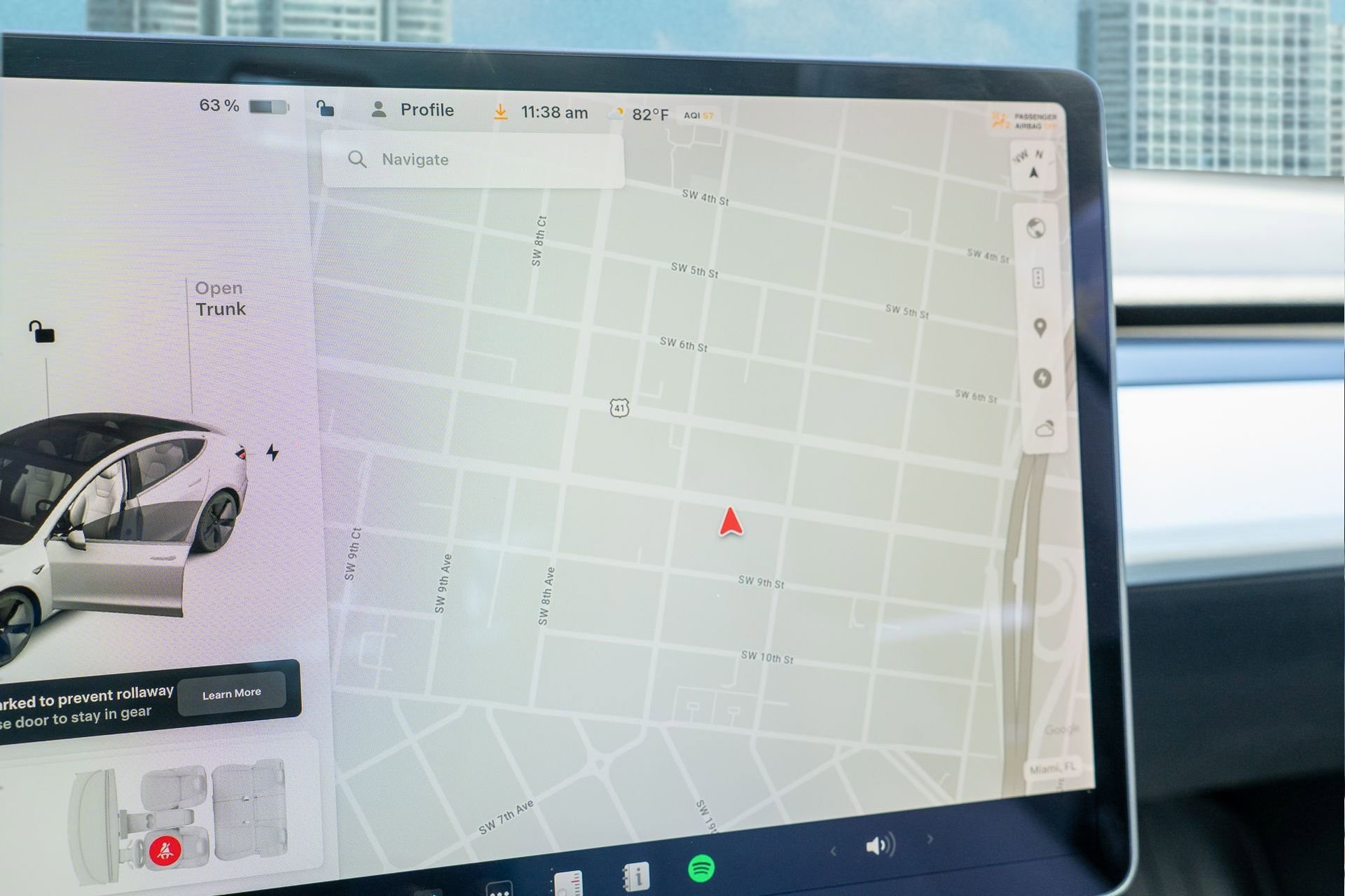 Used 2020 Tesla Model 3 Standard Range Plus image 29