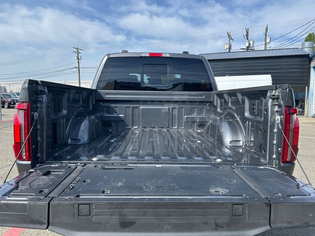 Used 2025 Ford F150 Lariat w/ Bed Utility Package AWD/4WD image 22