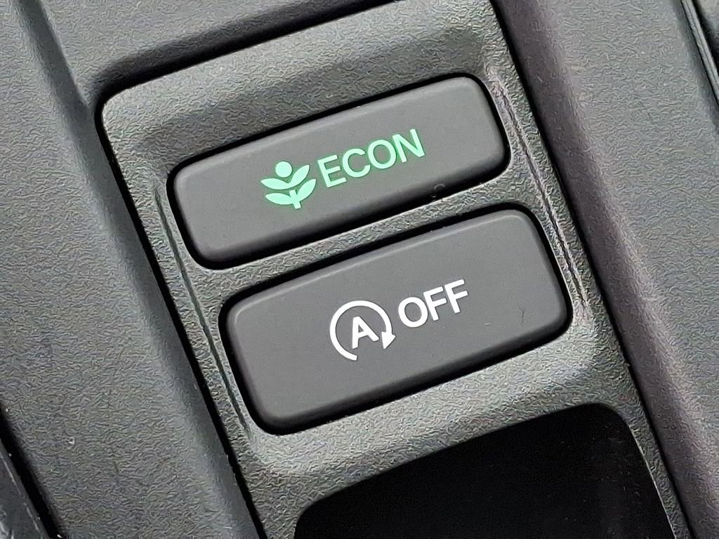Used 2025 Honda Accord SE image 25